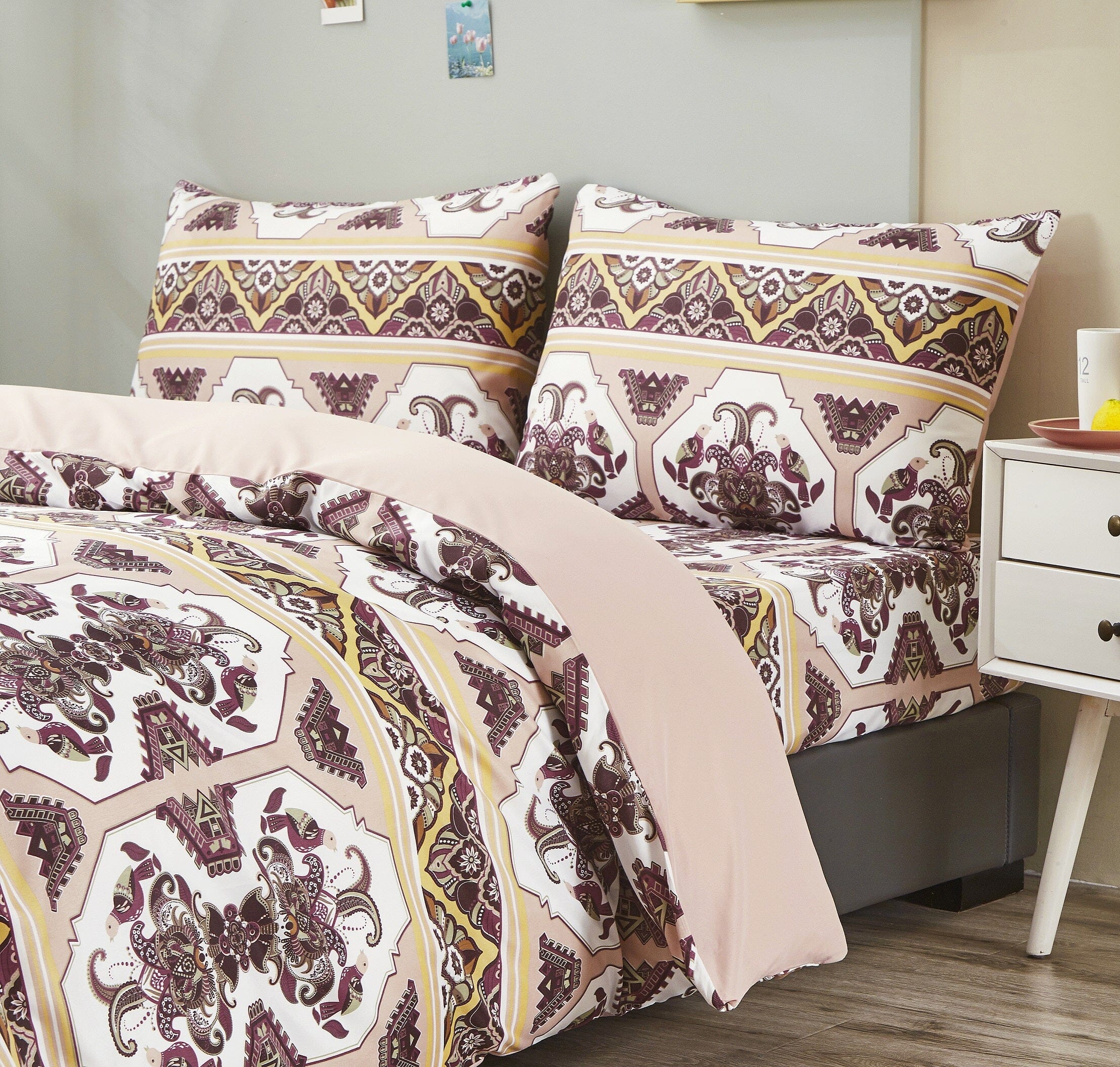  DaDa Bedding Collection DaDa Bedding Majestic Oriental Kilim Duvet Cover - w/ Pillow Cases Royal Persian Traditional Design Intricate Ornate Ornament Print by DaDa Bedding Collection - Twin - Bonton