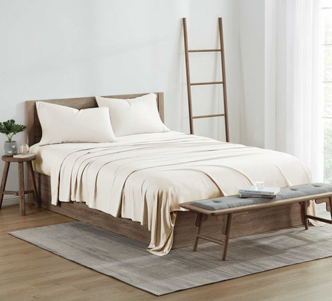 Kathy Ireland 300 Thread Count 100% Bamboo Sheet Set.
