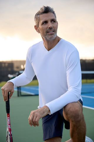 MEN'S PERFORMANCE V-NECK (12003)