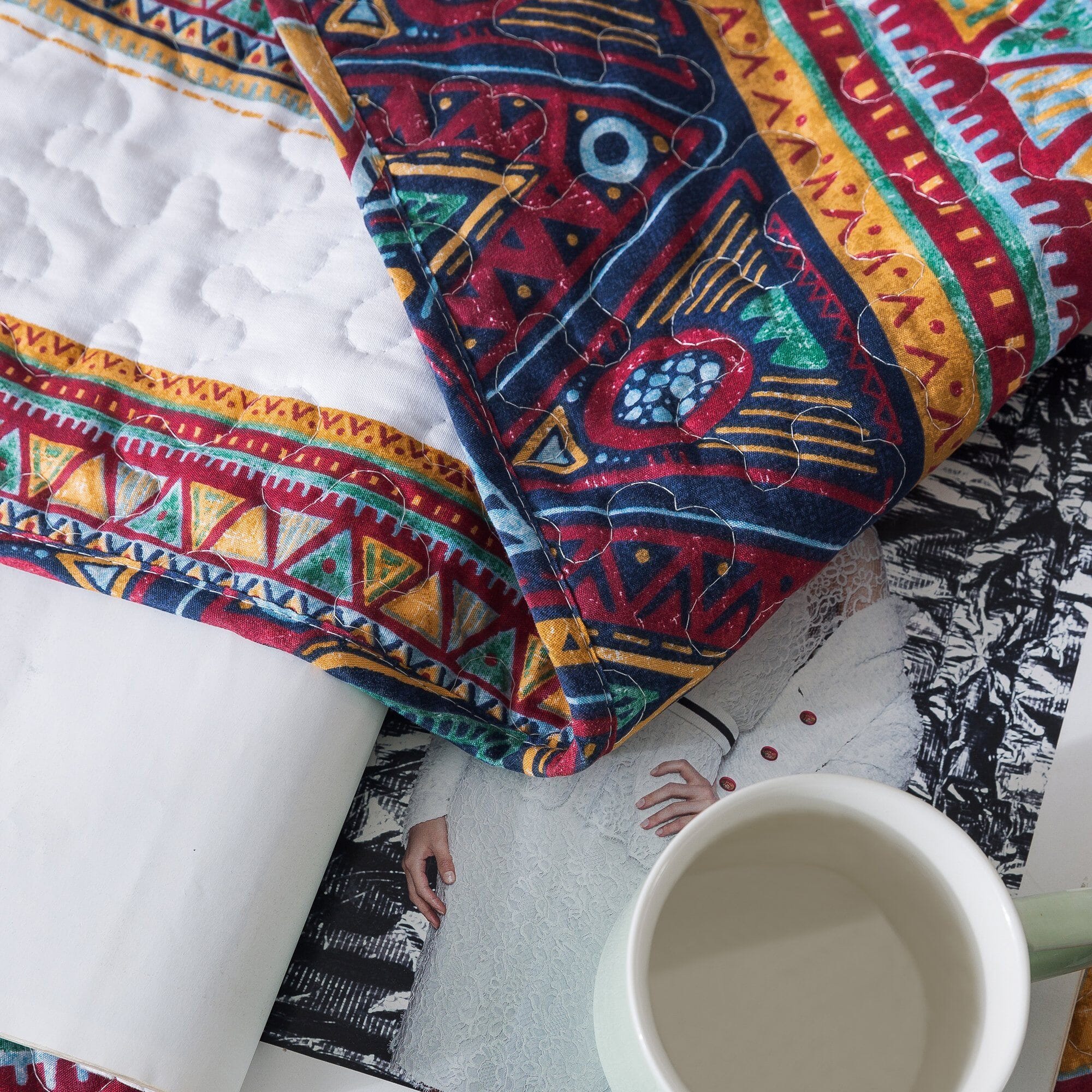  DaDa Bedding Collection DaDa Bedding Southwestern Aztec Bohemian Desert Tribal Quilted Bedspread Set (KSX-002) by DaDa Bedding Collection - Twin - Bonton