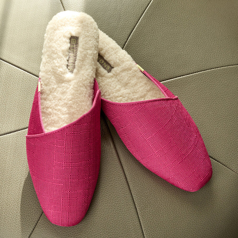  Luvons Devon Luxe Memory Foam Slippers - Vibrant Raspberry - Bonton