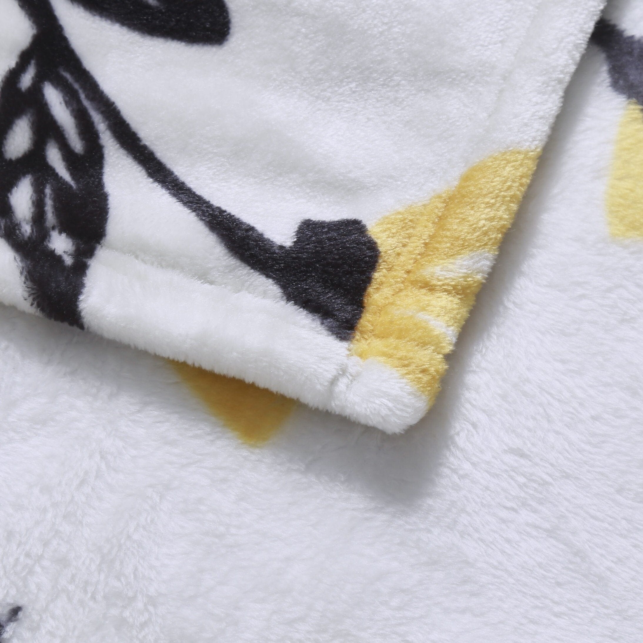  DaDa Bedding Collection DaDa Bedding Soft Lightweight Fleece Throw Blanket, Yellow Fleur Floral Golden Orange Silver/Grey Background (XY1011) by DaDa Bedding Collection - 50