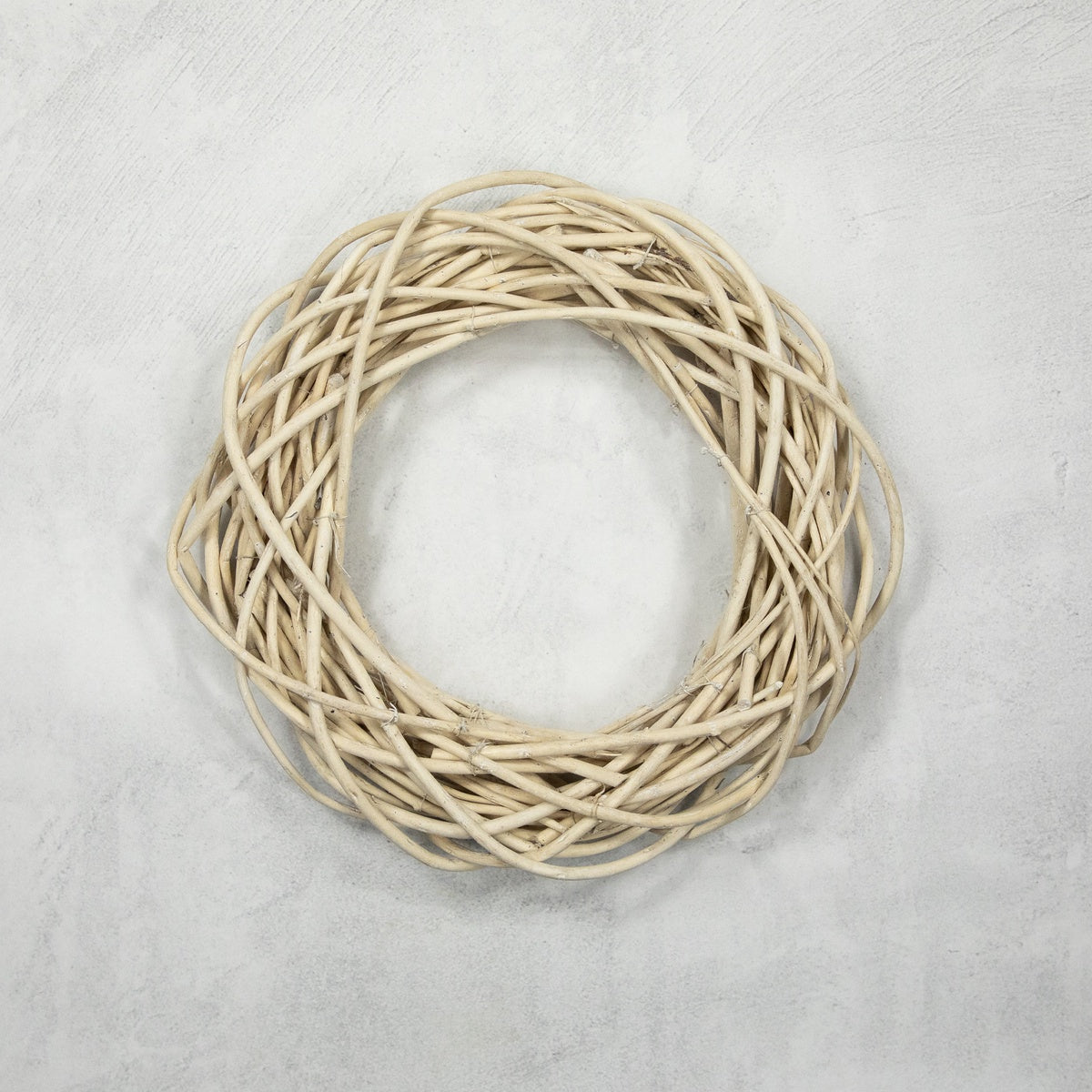 Northlight Natural Weeping Willow Spring Twig Wreath - 15