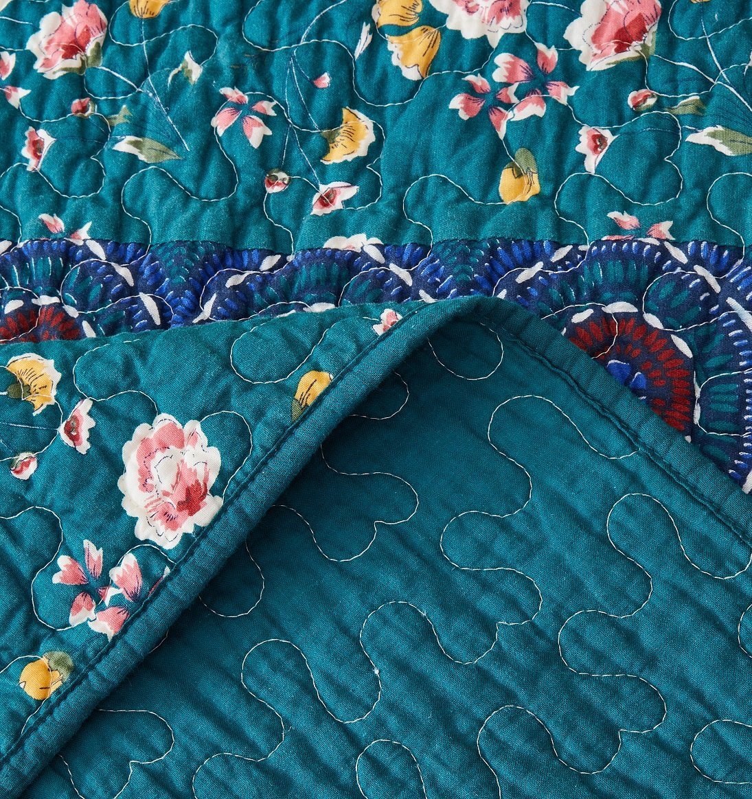  DaDa Bedding Collection DaDa Bedding Bohemian Patchwork Bed of Wild Flowers Floral Gardenia Green Bedspread Set (JHW-886) by DaDa Bedding Collection - Twin - Bonton