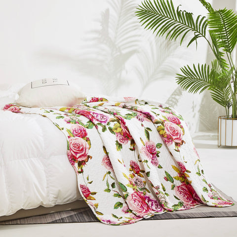 DaDa Bedding Romantic Roses Floral Throw Blanket - Lovely Spring Pink & White Scalloped Colorful Lightweight Breathable - Bright Vibrant Quilted Throw Blanket - 50 x 60 by DaDa Bedding Collection